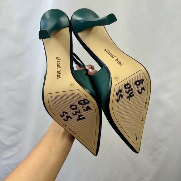 NWOT Gianni Bini green slingback pointed toe heels with silver buckle size 8.5 - Picture 6 of 7